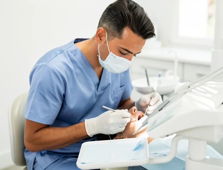 Dentista servizio a Mugnano di Napoli